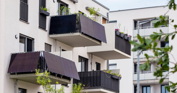 Solar, Solarpanelen