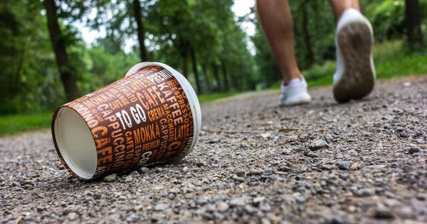 Becher, Einwegbecher